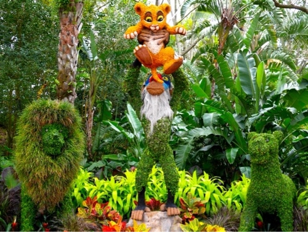 Coconut Tres Leches Cake // Epcot Flower & Garden Festival Coconut Tres Leches Cake // Epcot Flower & Garden Festival