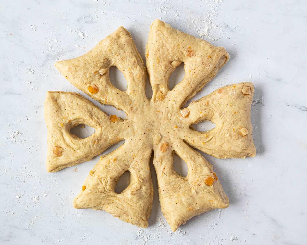 Orange & Anise Snowflake Bread (Vegan Gibassier)