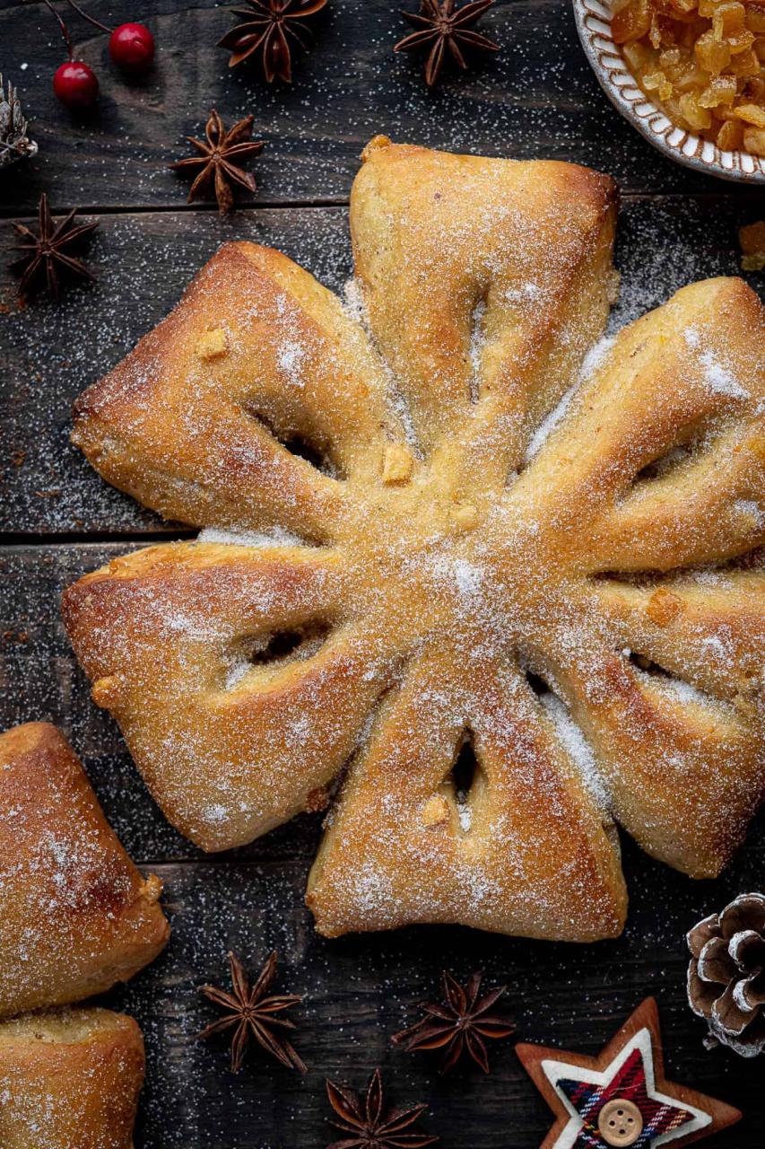 Orange & Anise Snowflake Bread (Vegan Gibassier)